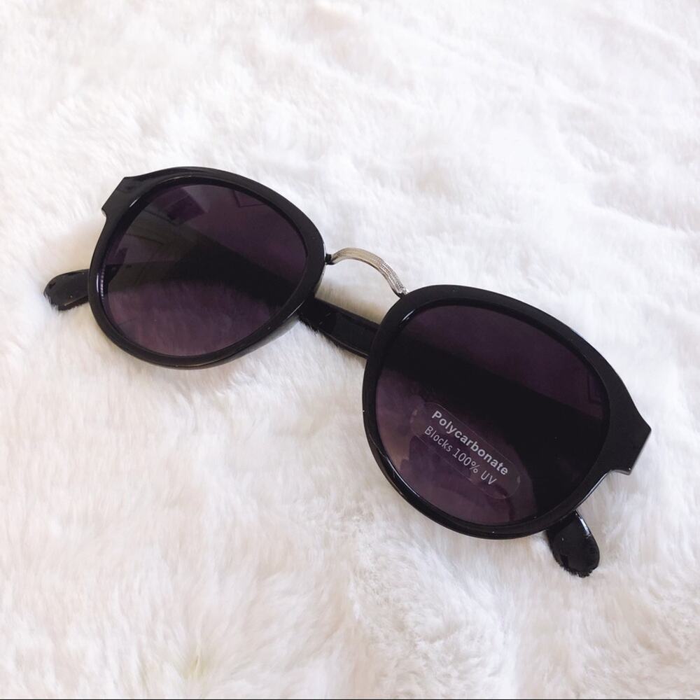 Mya Black & Silver Round Fashion Sunglasses